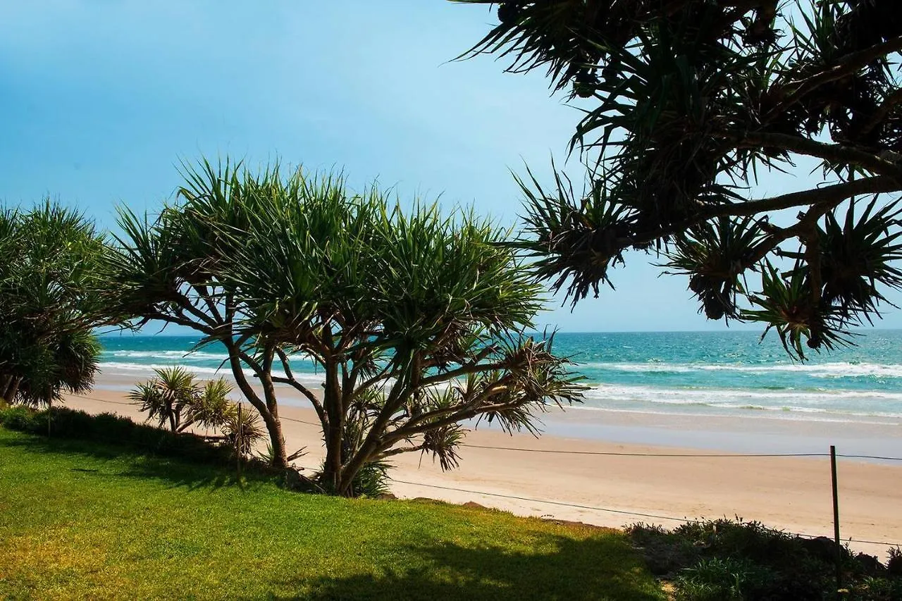 Semesterbostad Fuller Holidays - Belongil Beachside Cottage Byron Bay